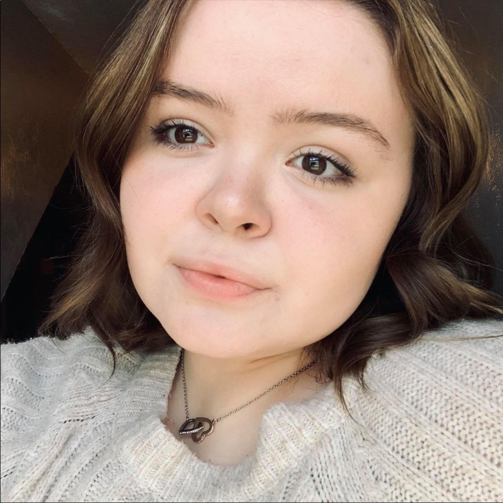 Meet your Posher, Molly
